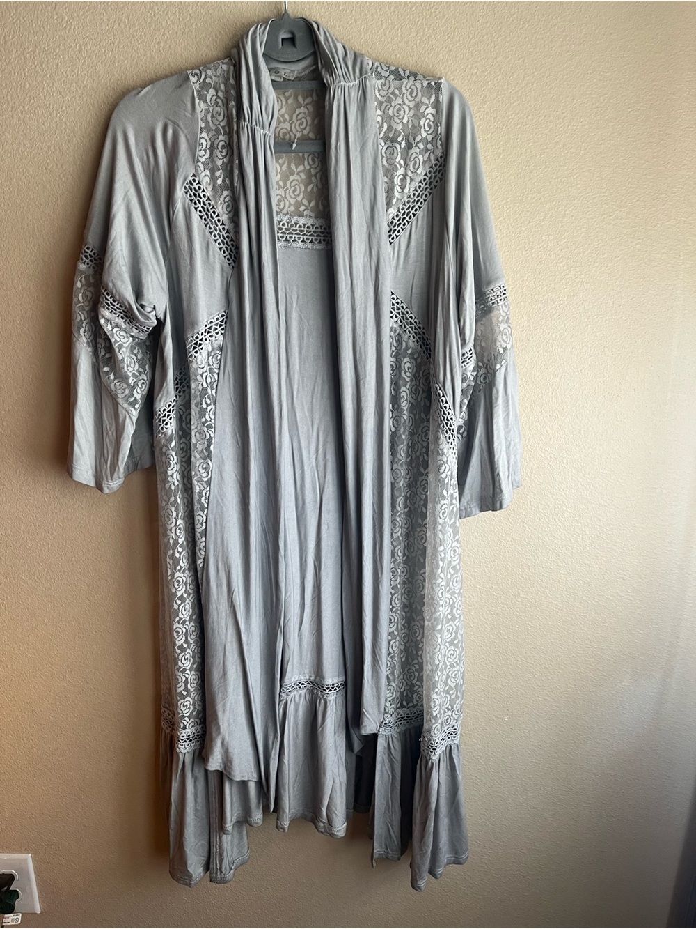 POL Light Gray Lace-Trim Open Front Duster Cardigan
